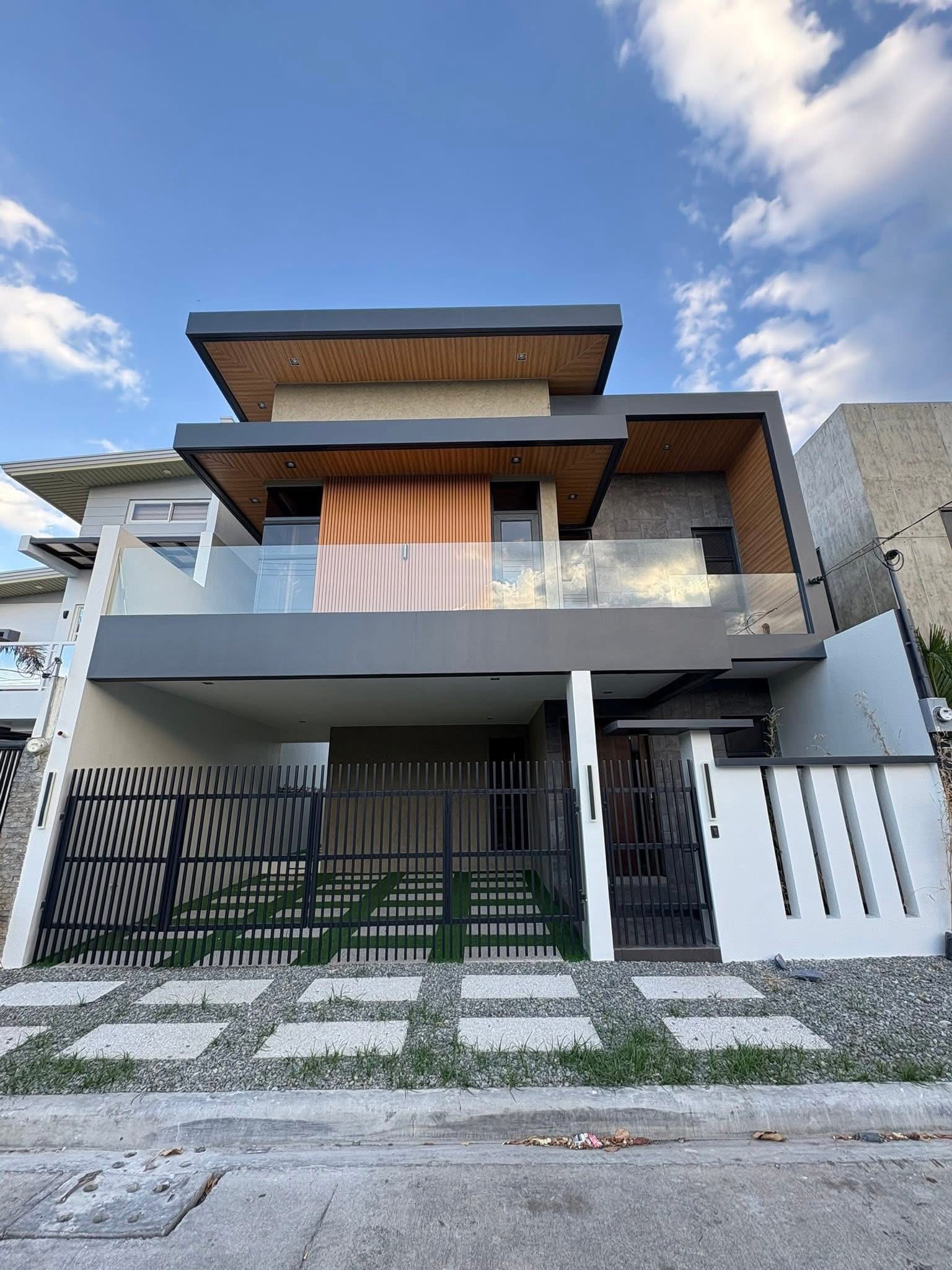 Brandnew Modern Elegant Home with Pool