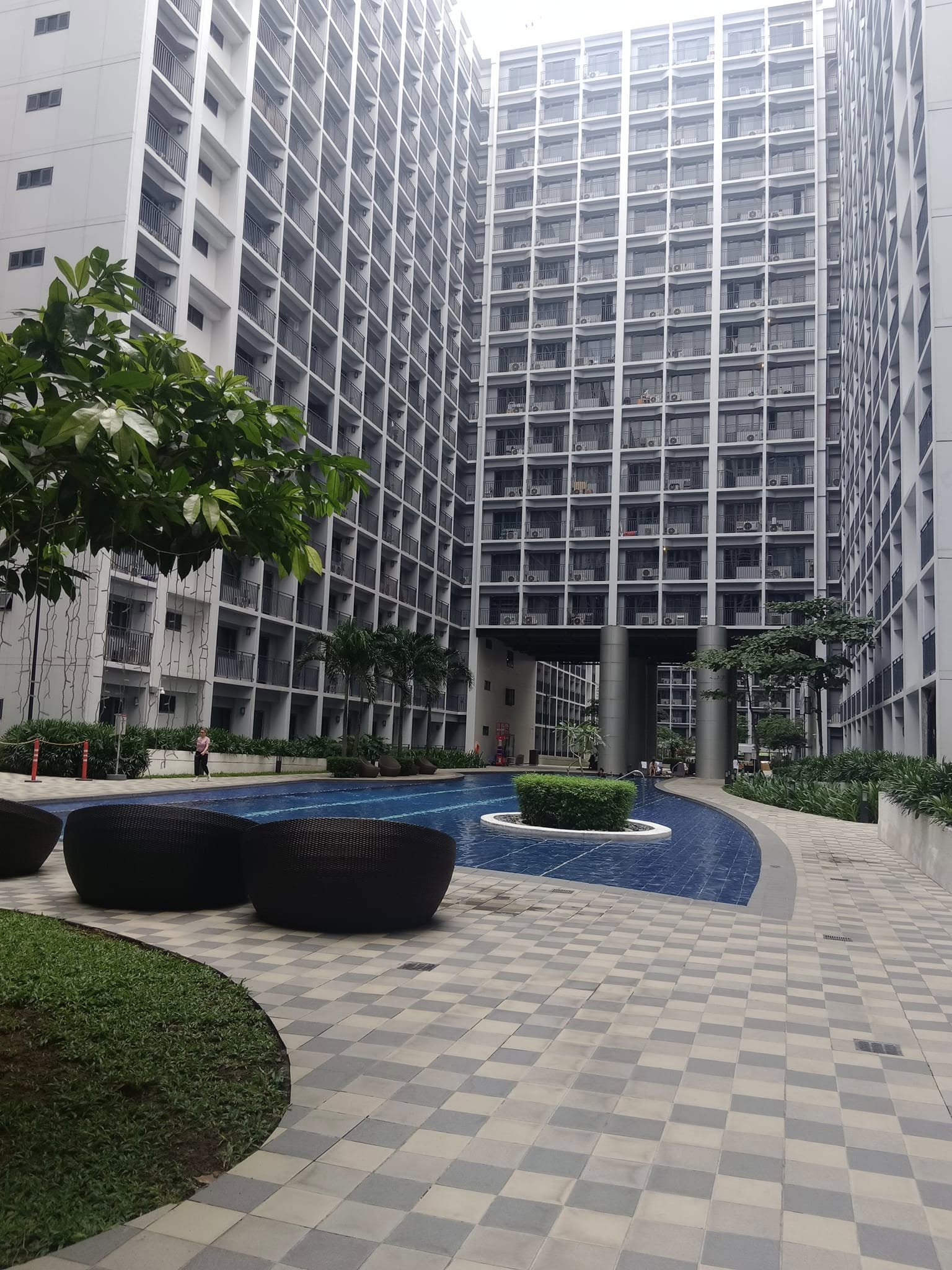 2 BR End with Balcony - Shore 3 Residences