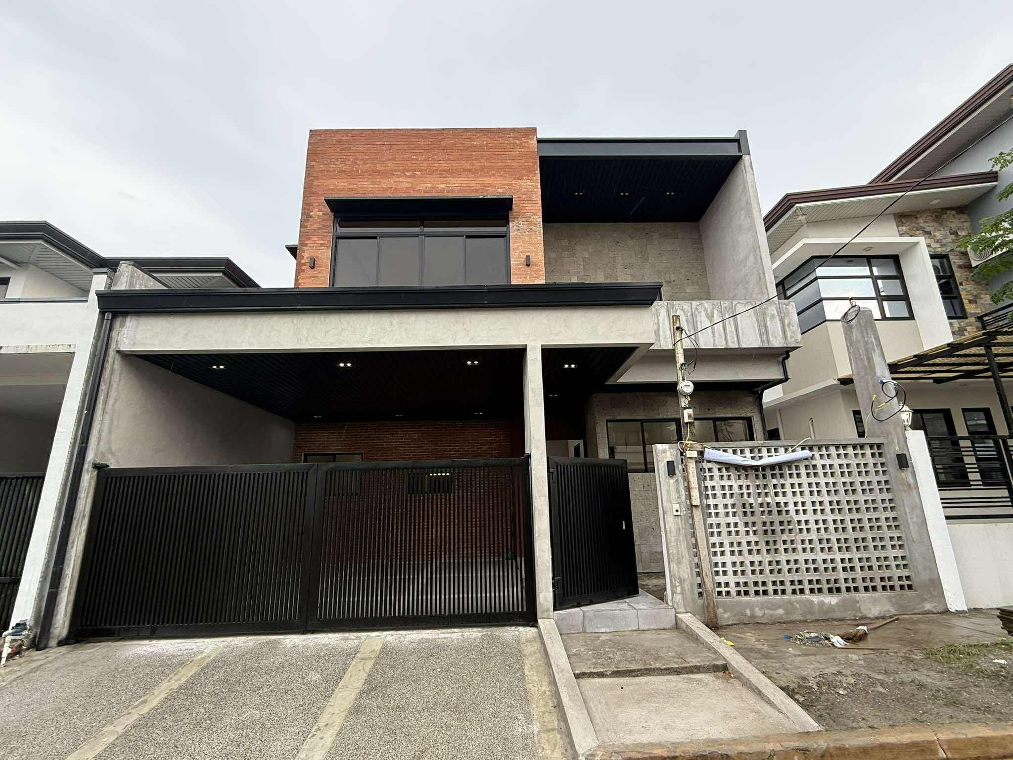 Moderna Home for Sale Near Clark