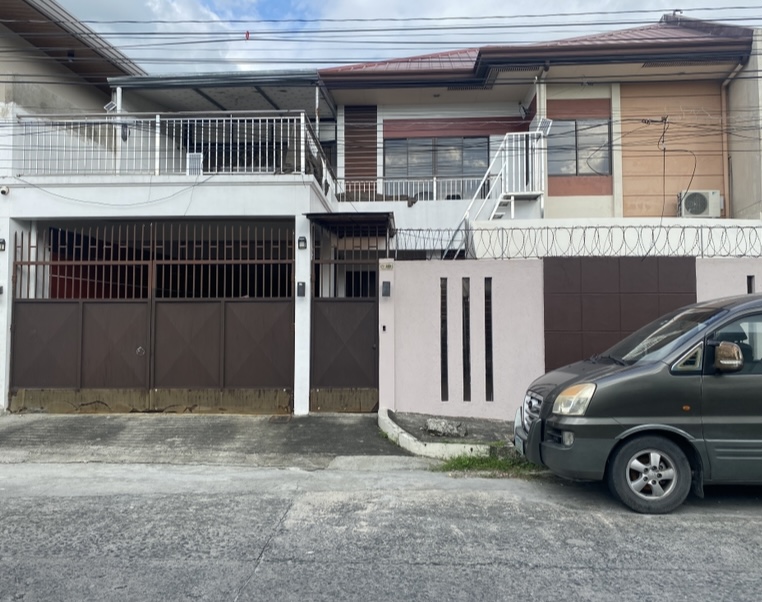 Modern Home For Sale in San Nicolas Angeles City Pampanga
