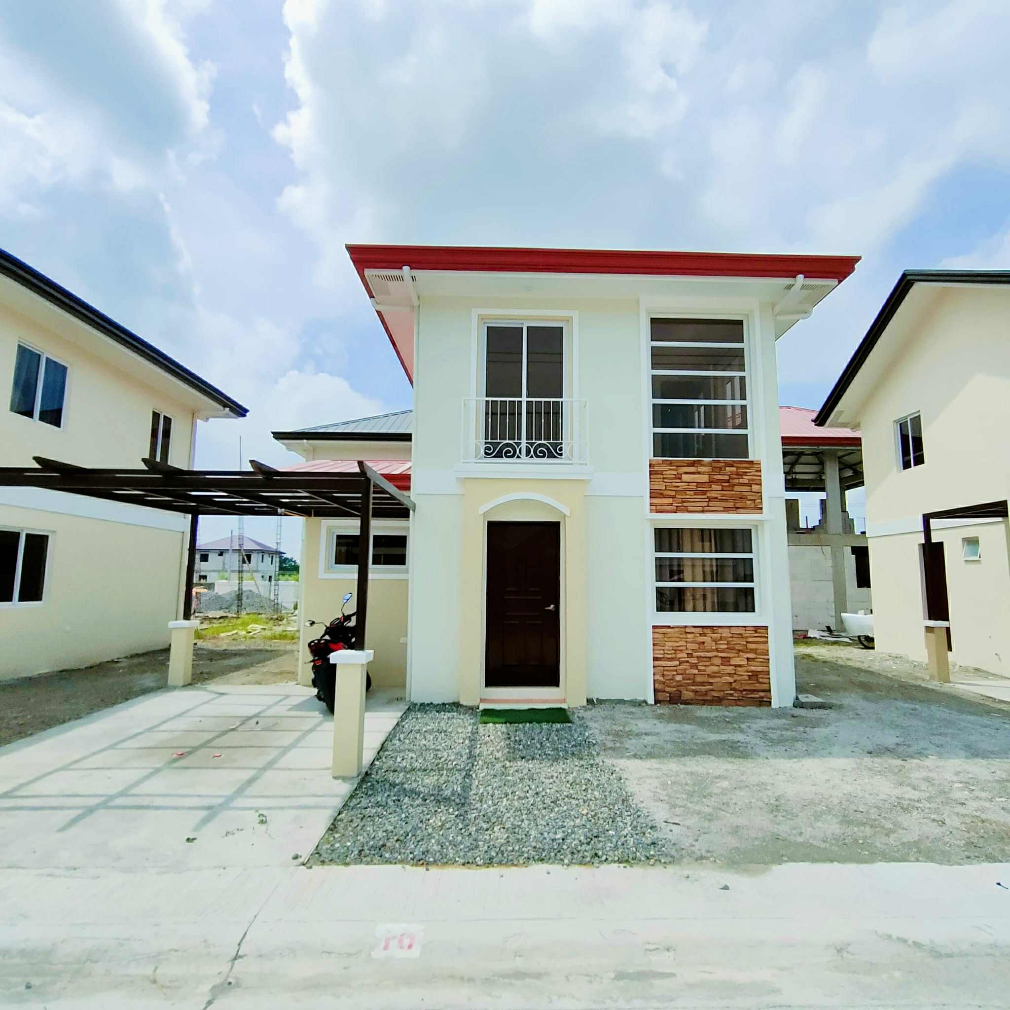 Estelle - Solana Zaragoza