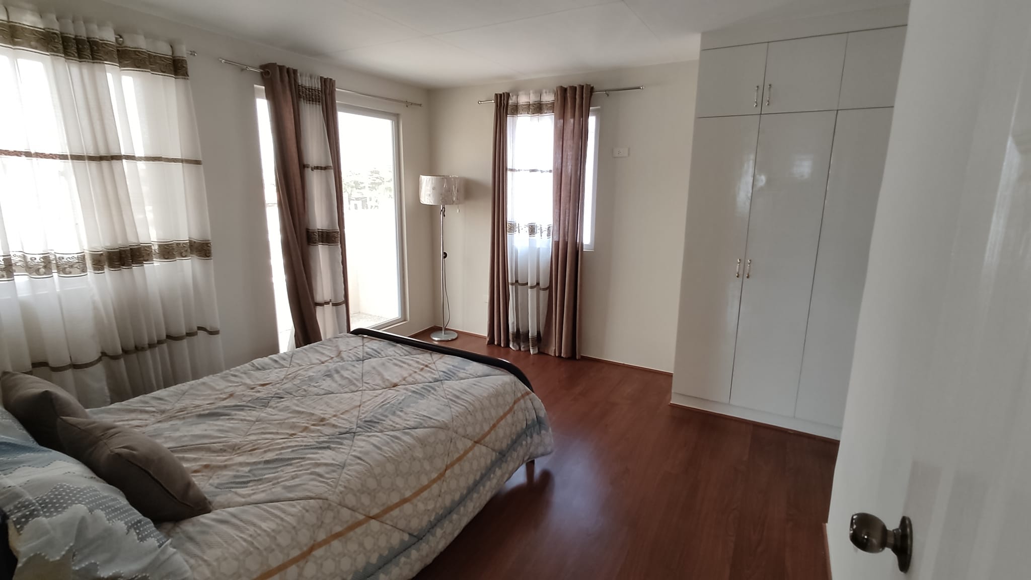 Alexandra - Solana Zaragoza