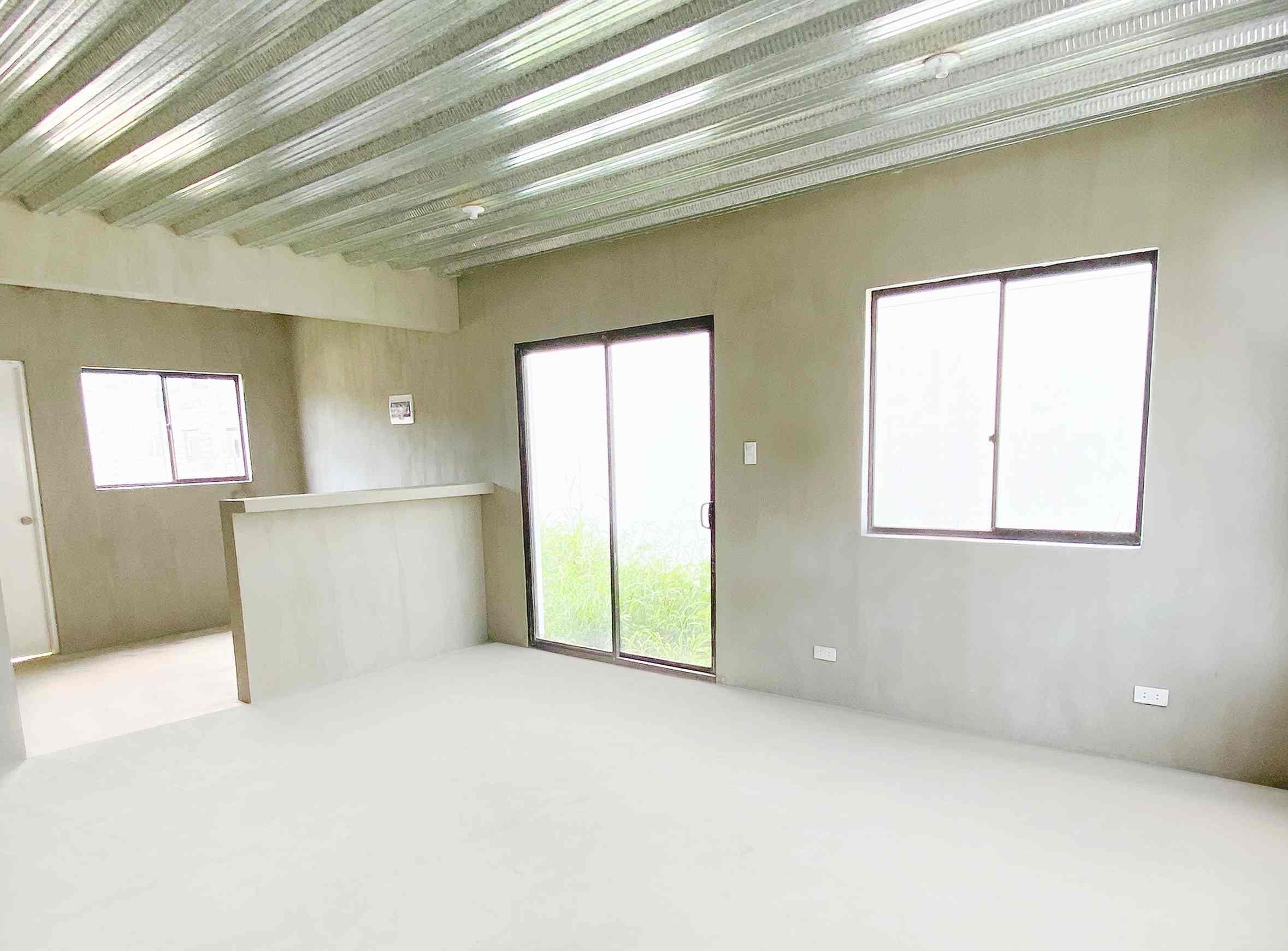 Linnea SA - White Plains Porac