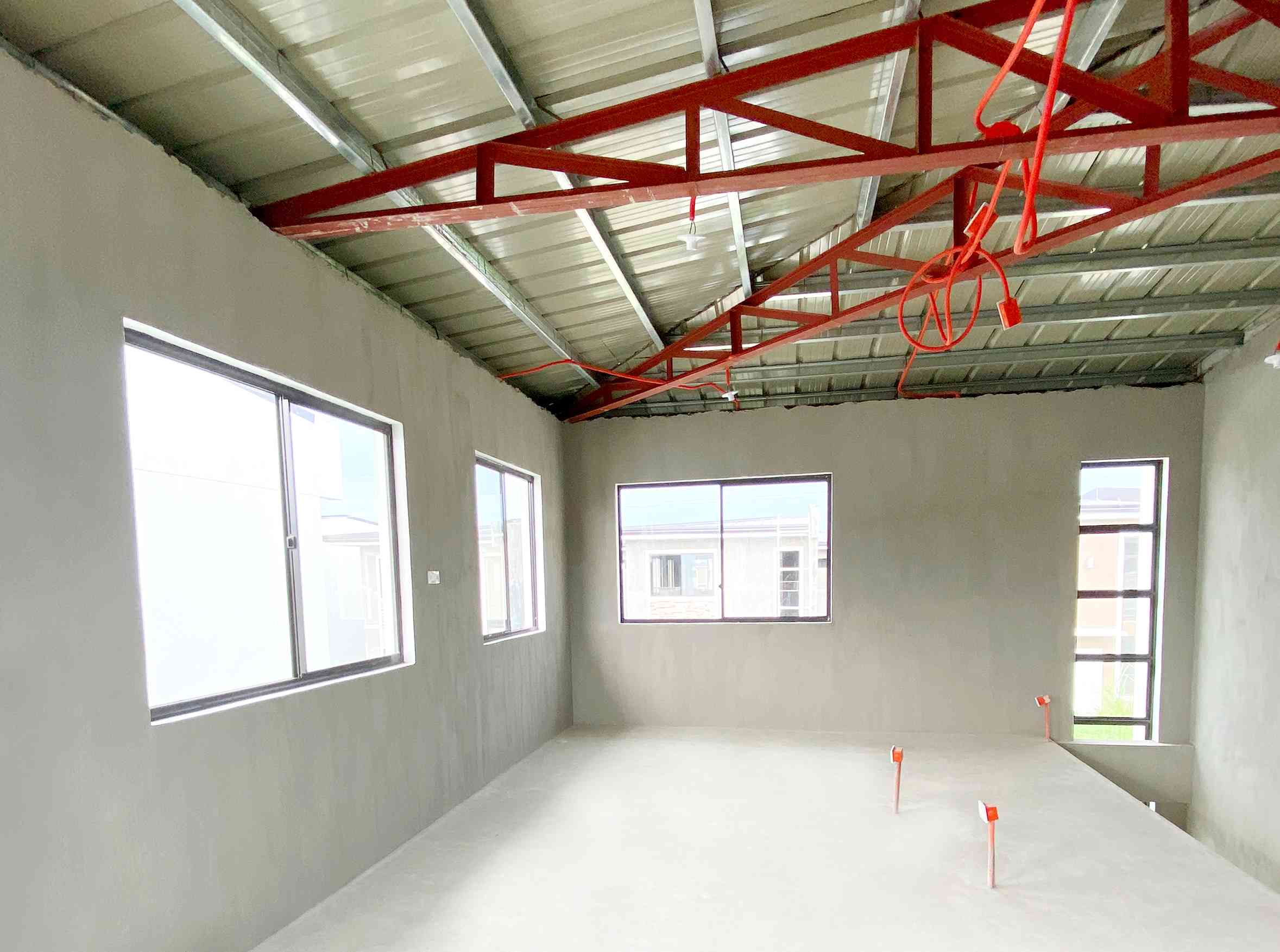 Linnea SA - White Plains Porac