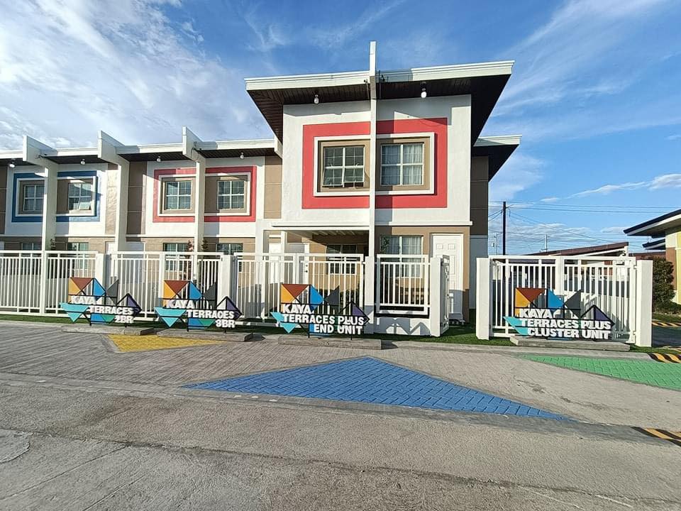 Kaya Terraces plus End Unit - Fiesta Communities Dapdap