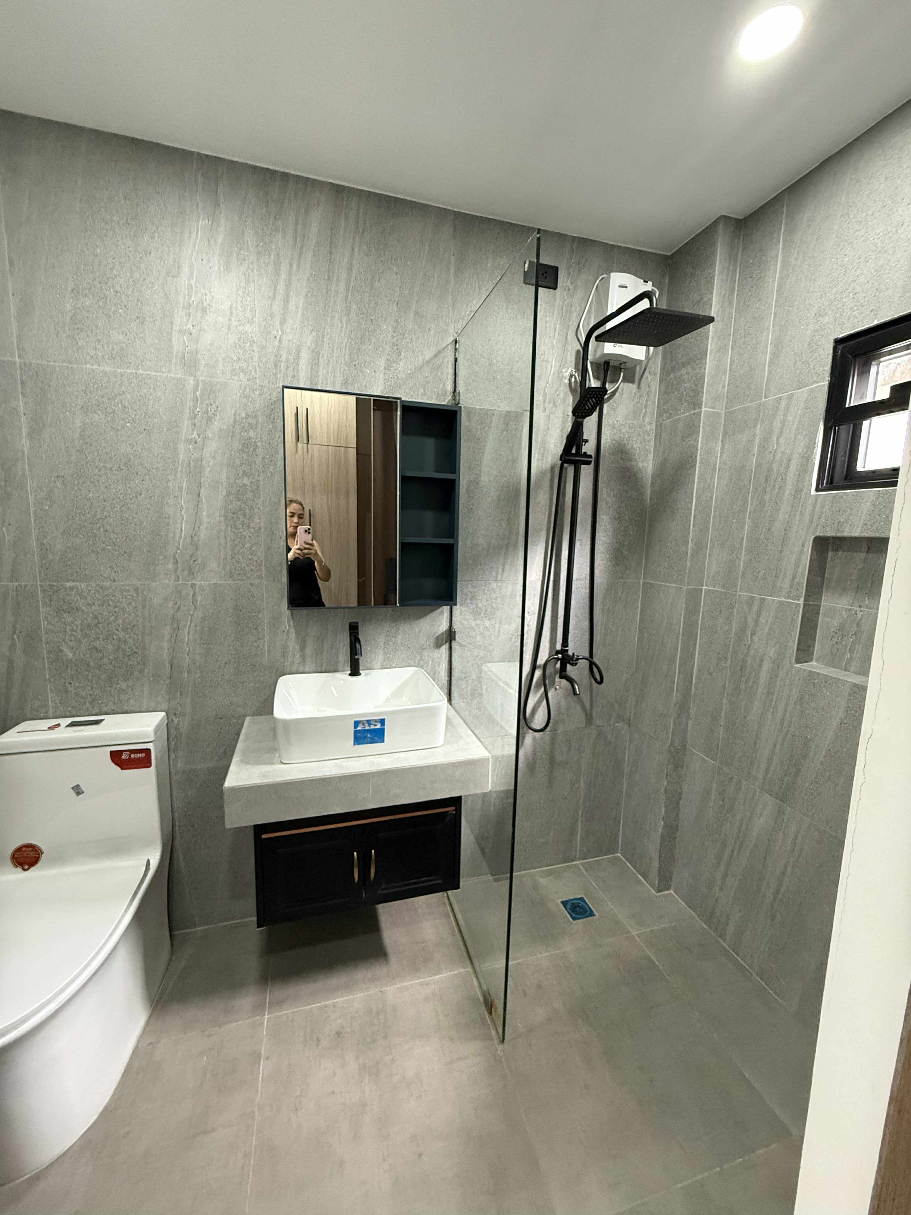 4 BEDROOMS BRAND NEW HOMES IN ANGELES CITY 