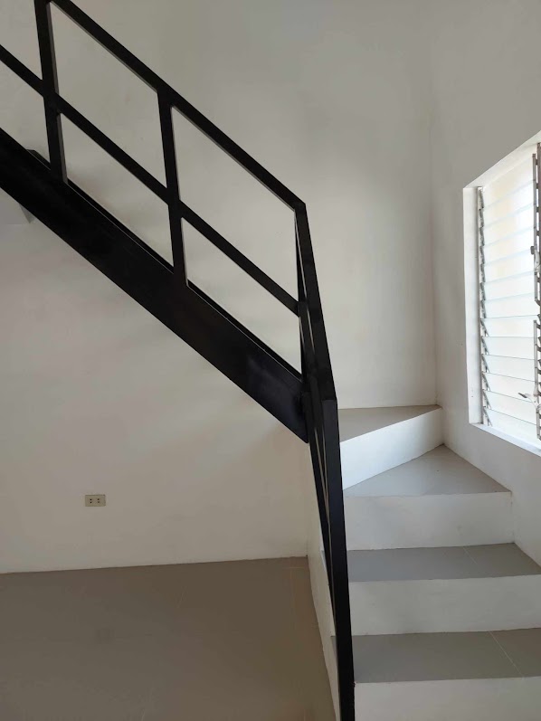 Fresca Duplex Loft Type - Fairgrounds Mabalacat