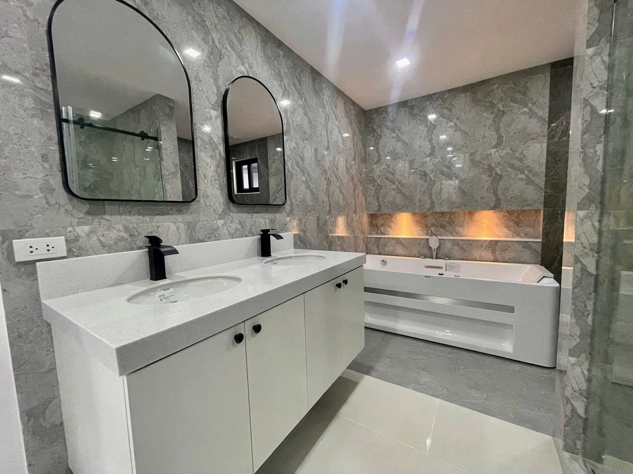 Modern 4-Bedroom Home with Private Pool and 2-Car Garage – For Sale