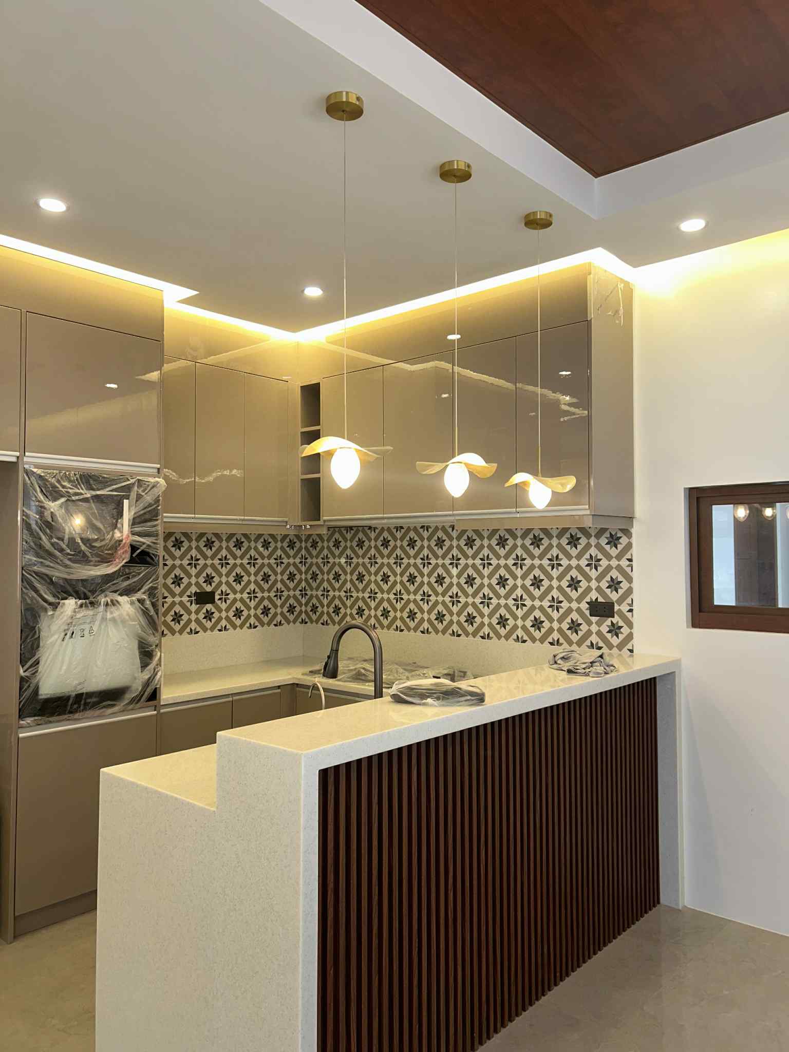 Brandnew Modern House For Sale