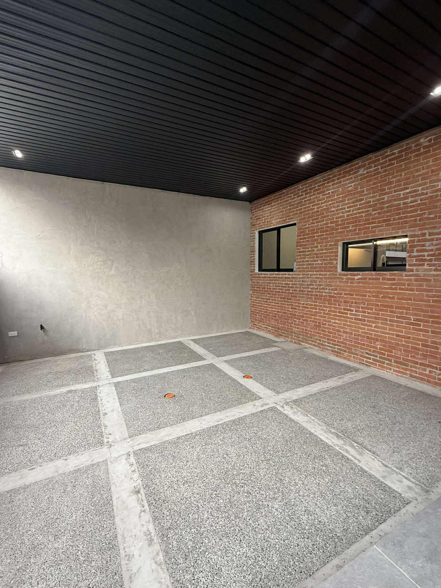 Moderna Home for Sale Near Clark