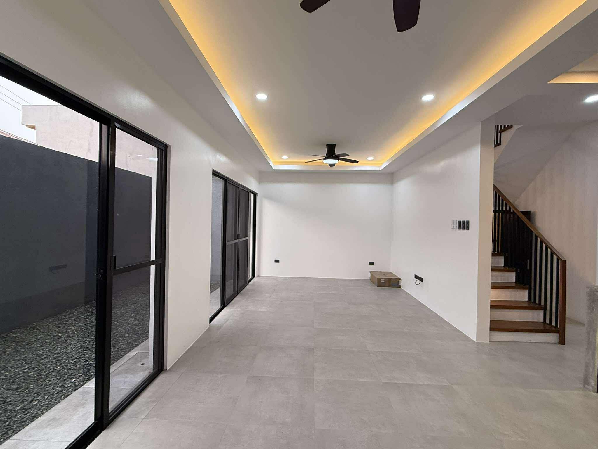 Moderna Home for Sale Near Clark