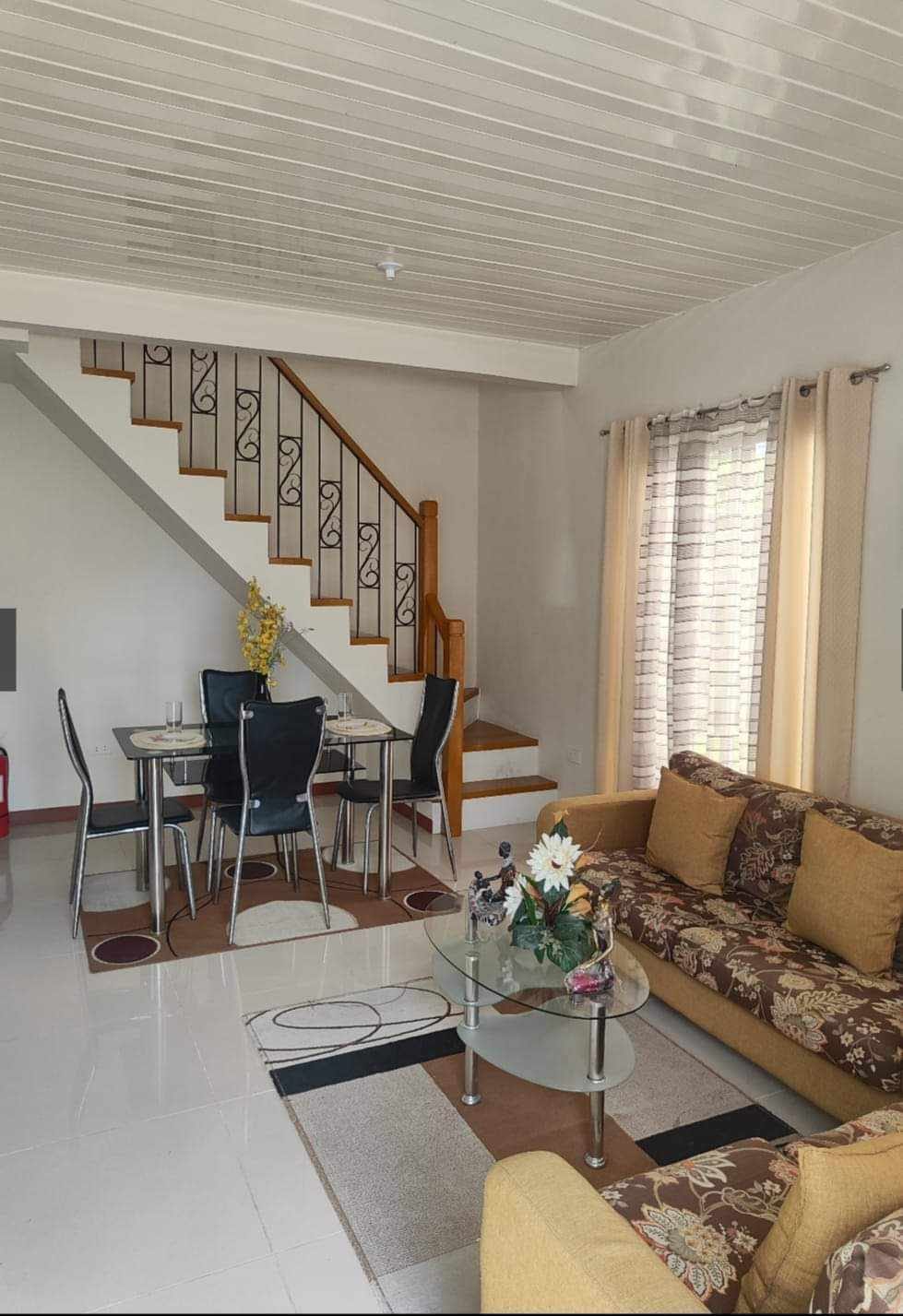 Eugenie - Solana Zaragoza