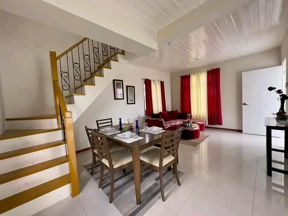 Catherine - Solana Zaragoza