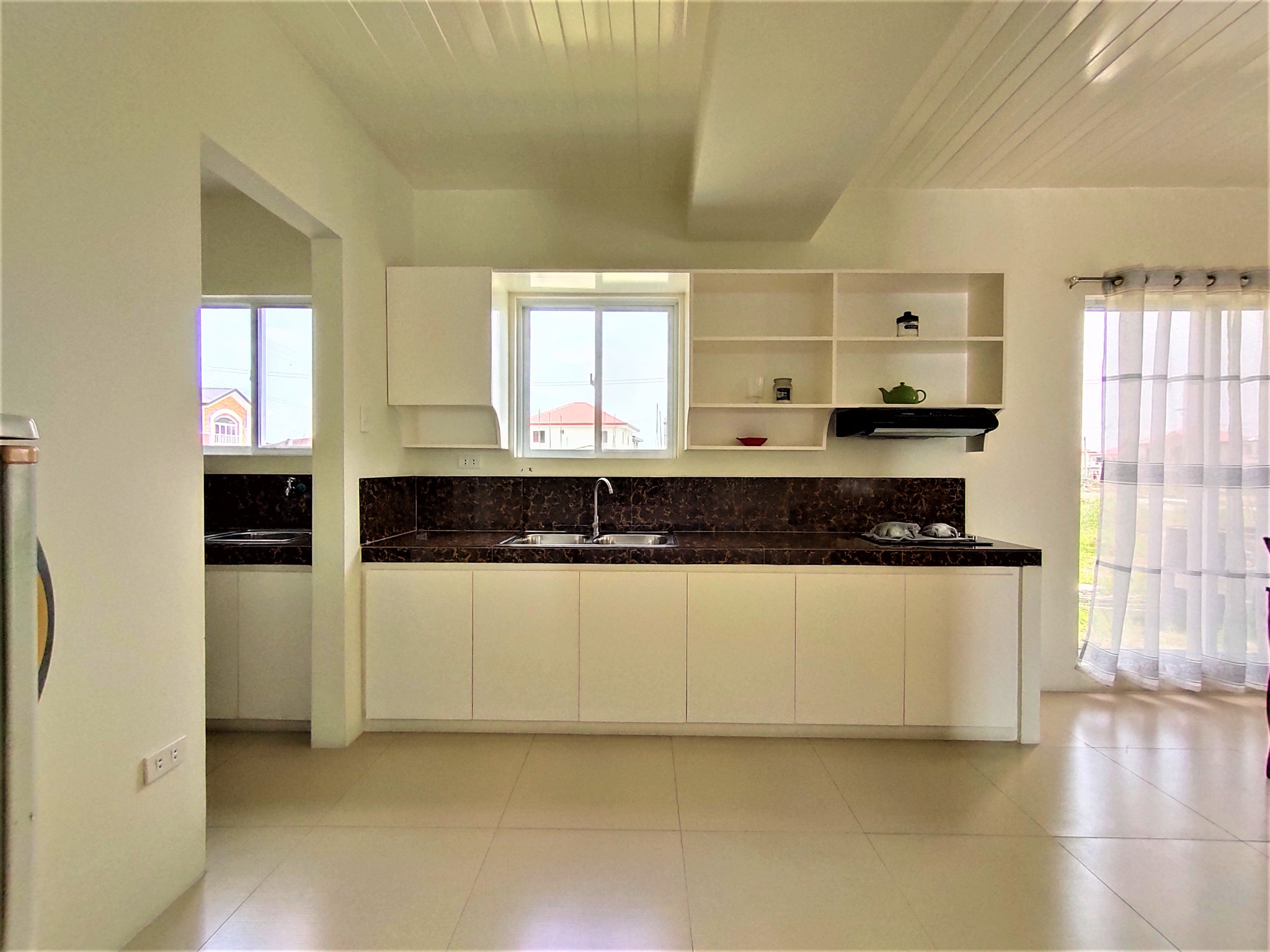 Marigold 1Carport - Solana Zaragoza