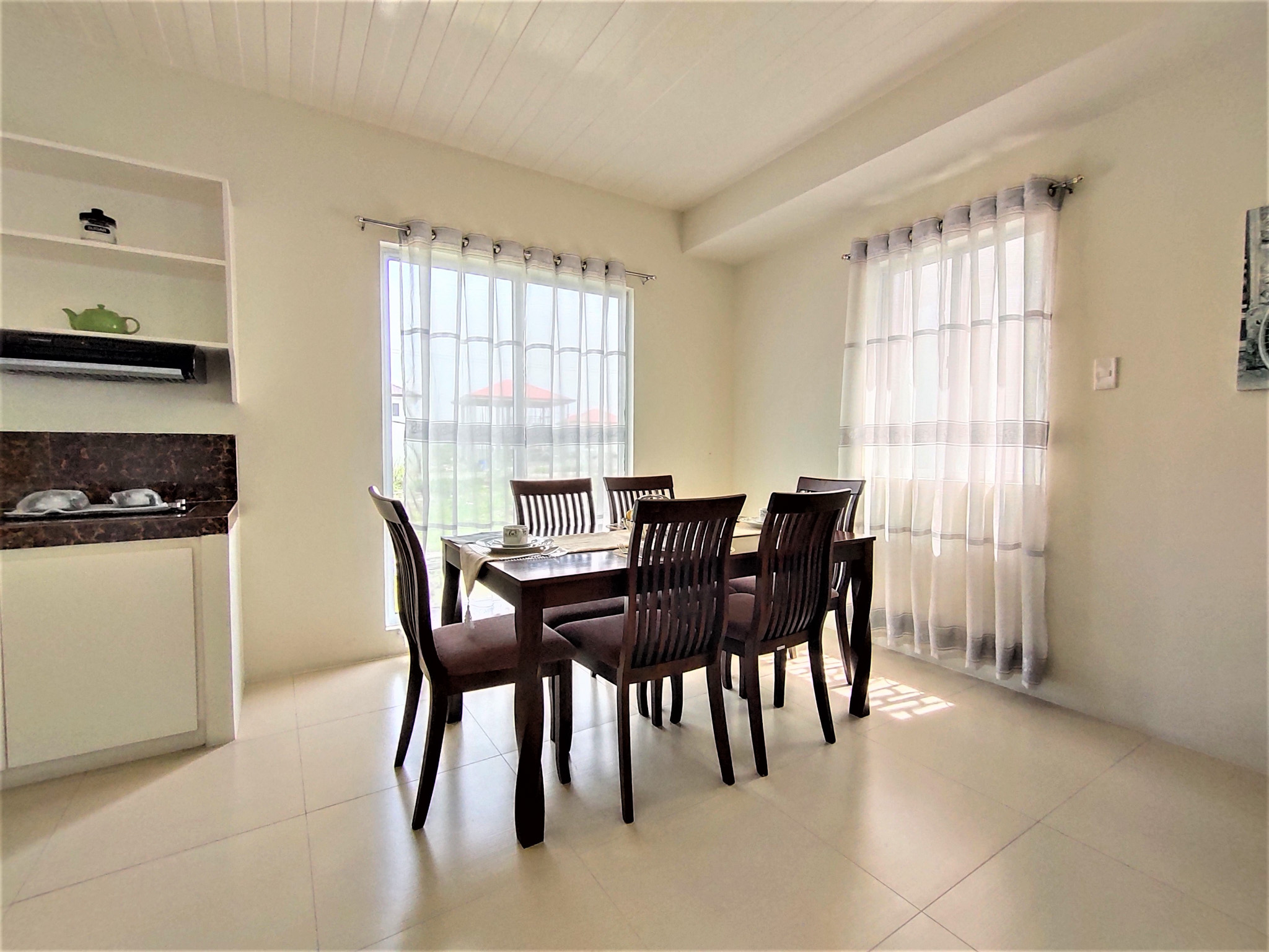 Marigold 1Carport - Solana Zaragoza