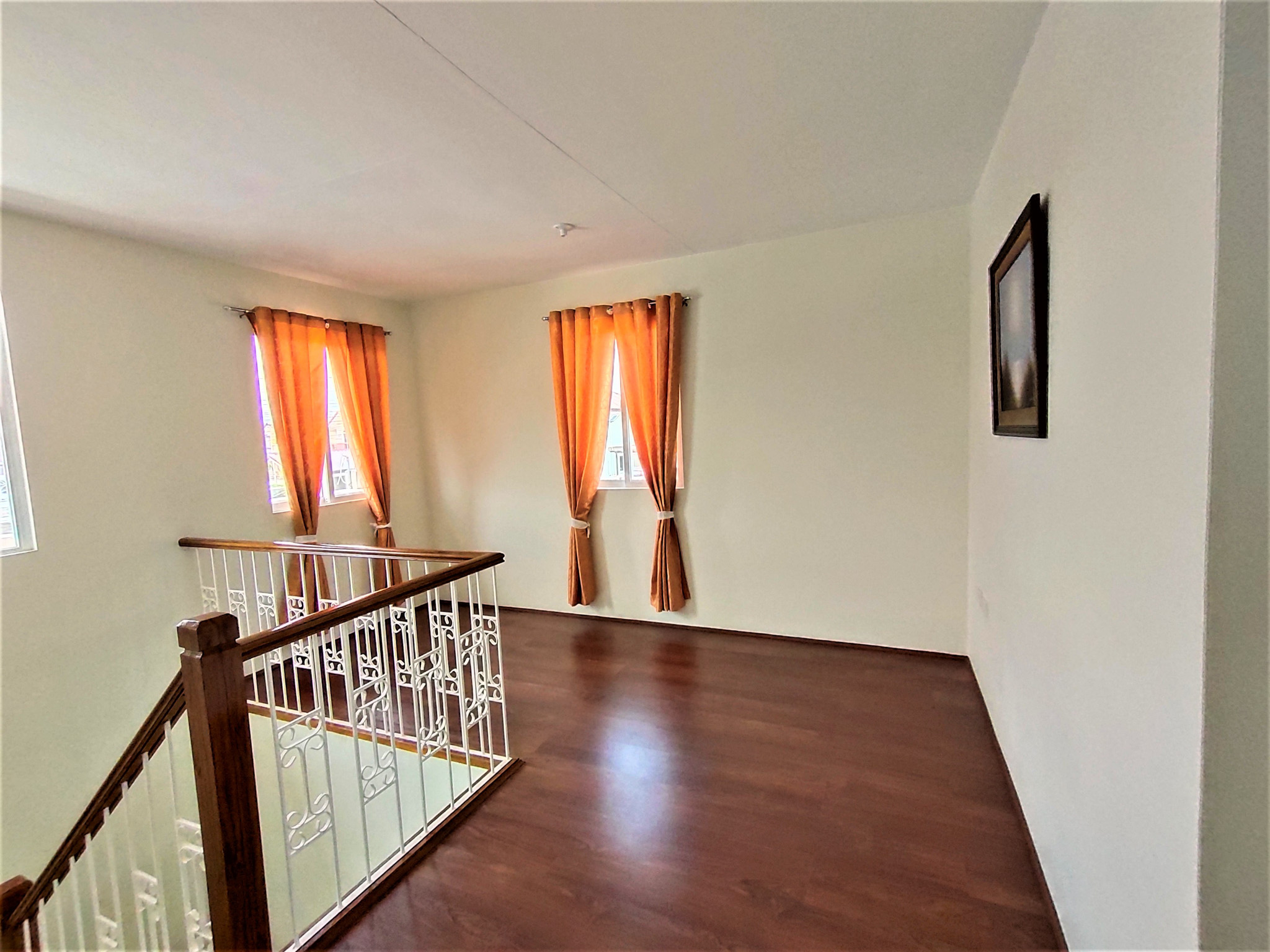 Marigold 1Carport - Solana Zaragoza