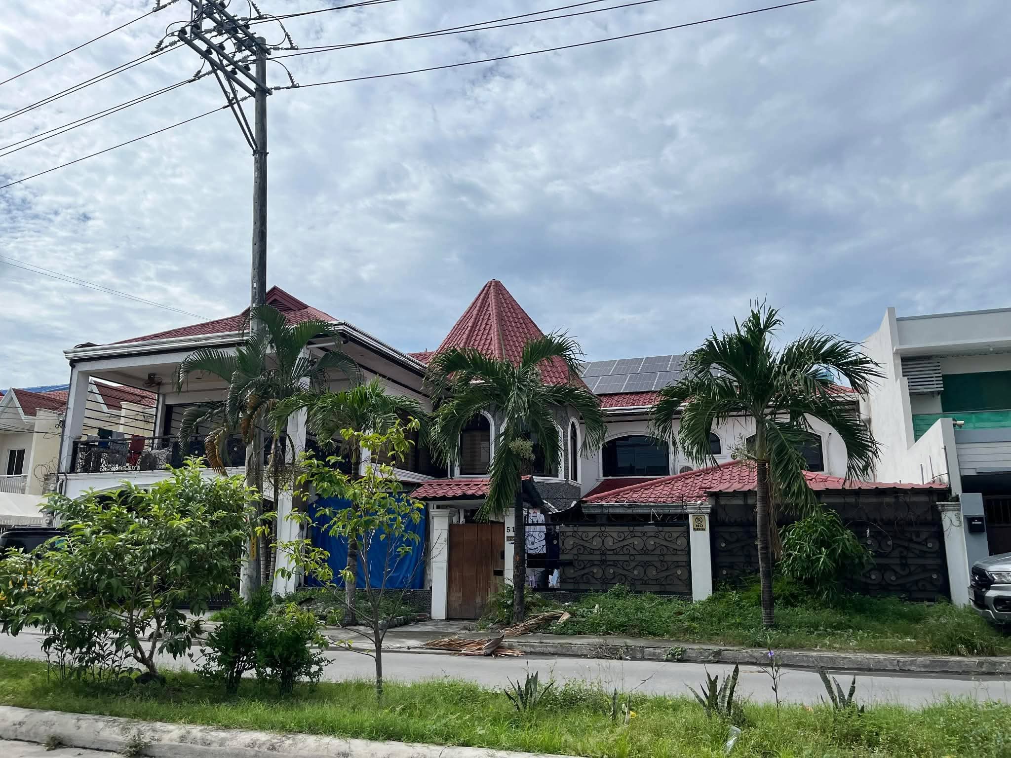 450SQM LUXURY VILLA AT MALABANIAS ANGELES CITY  photo 2